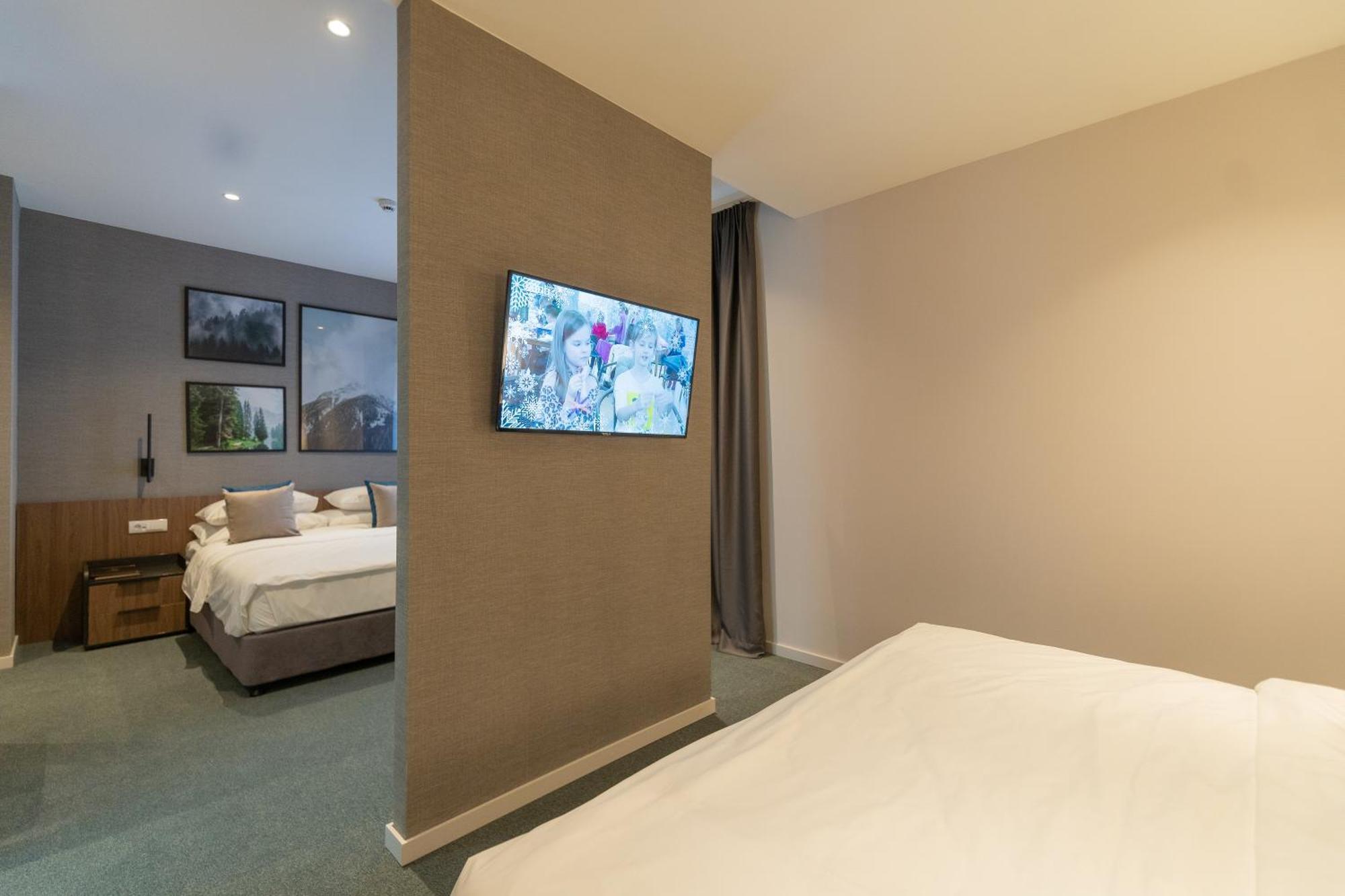 Hotel Rajska Dolina 亚霍里纳 外观 照片